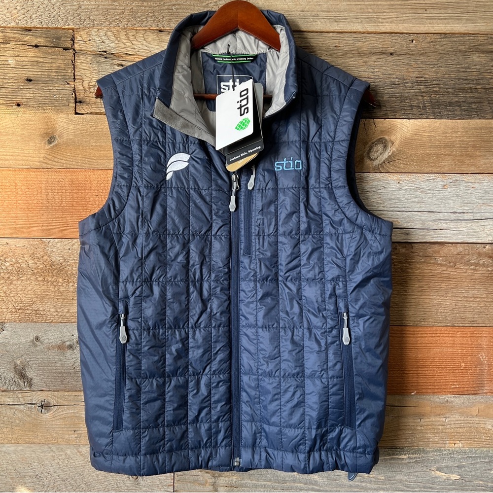 STIO Men's Blue Quilted Vest